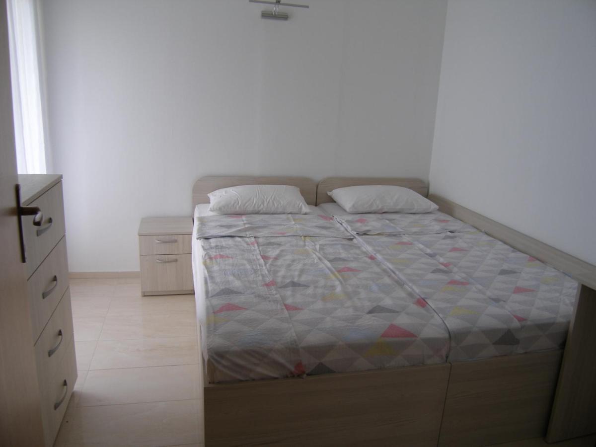 Apartmani Matela Петрчане Экстерьер фото