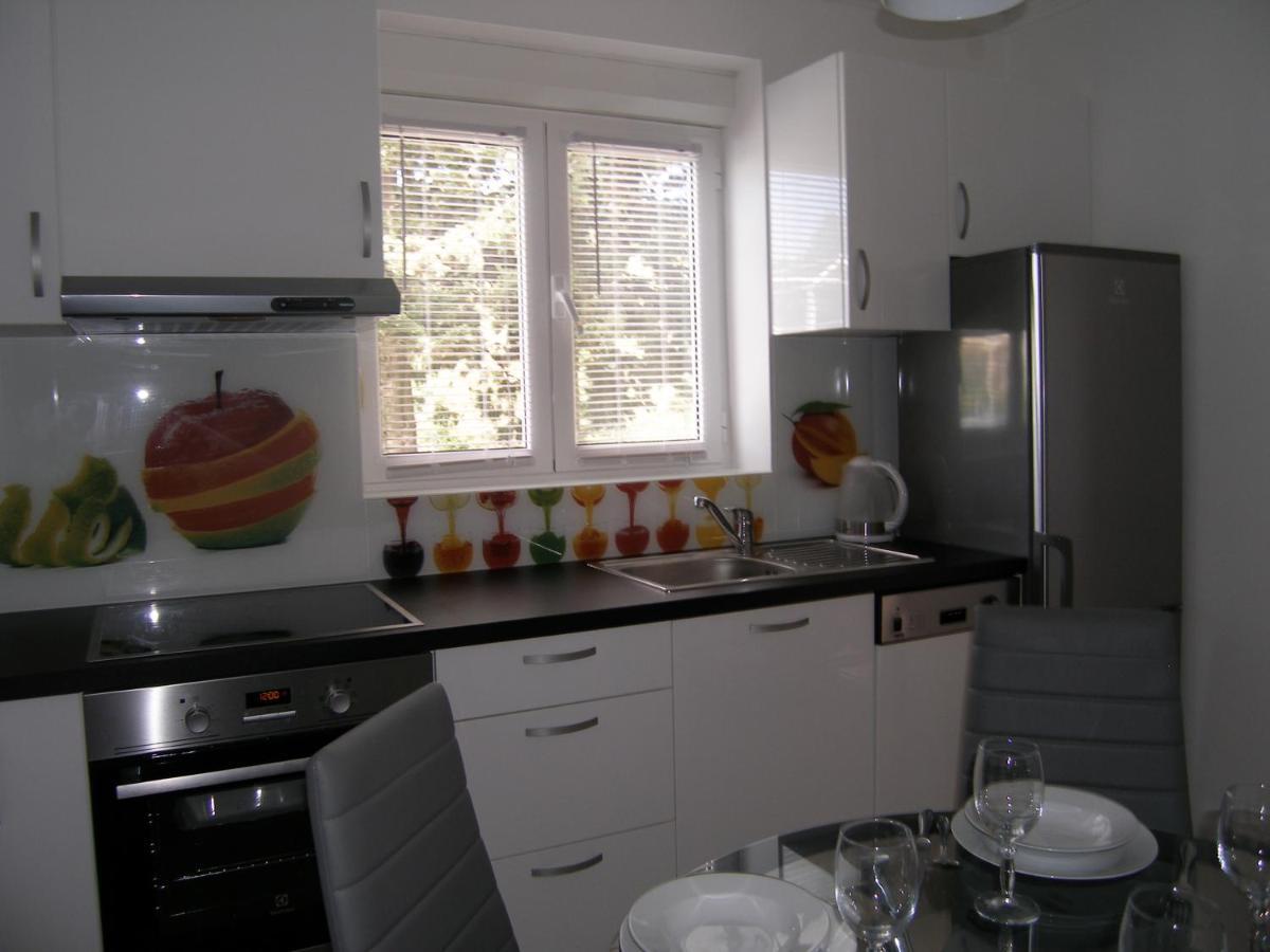 Apartmani Matela Петрчане Экстерьер фото